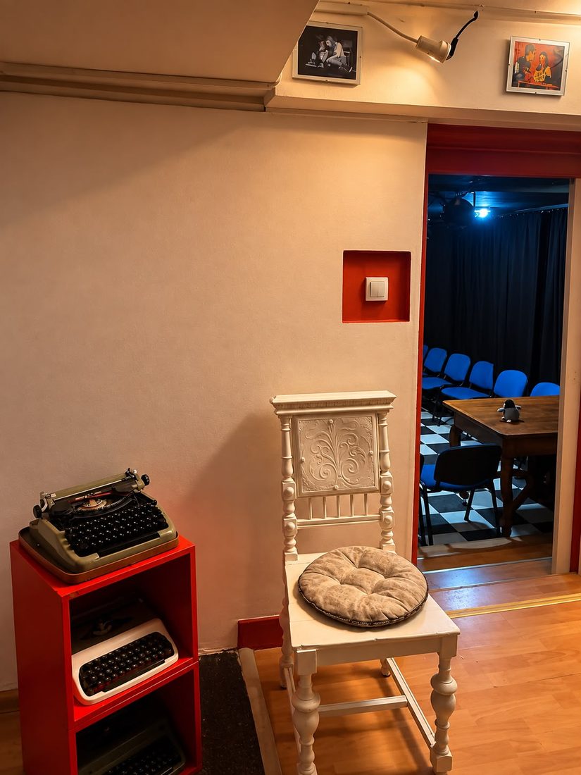 Kamerna scena Studio, prostor i foaje (19)